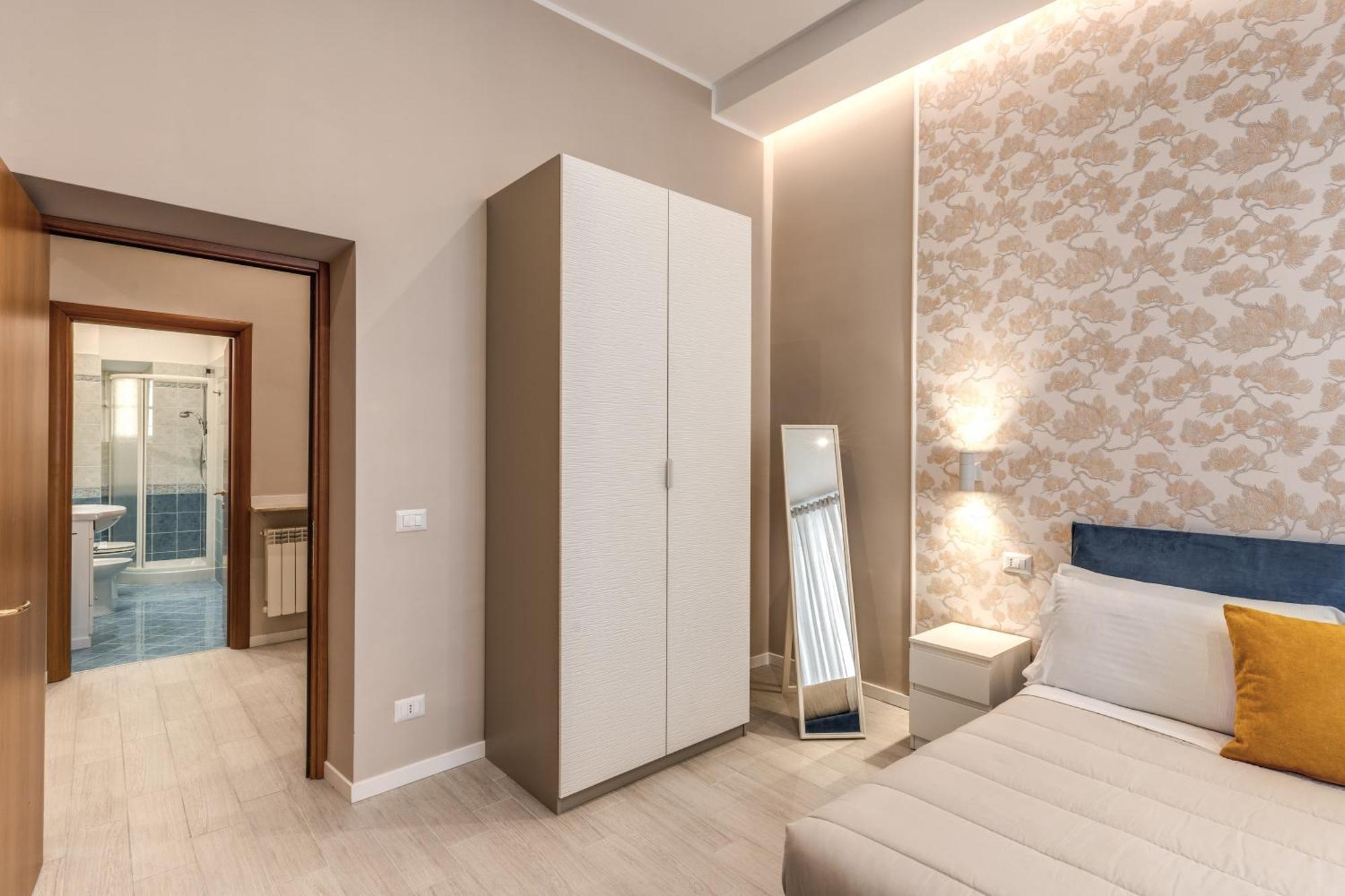 Pretorius Charming New Rome